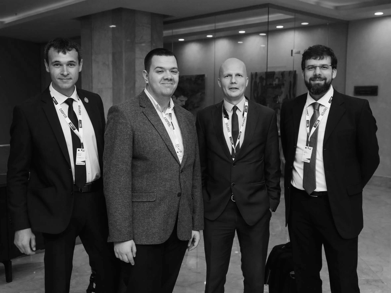 Инженеров, конструкторов и технических экспертов